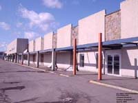 L'ancien Woolco des Galeries Ste-Anne, Qu�bec (Beauport),QC